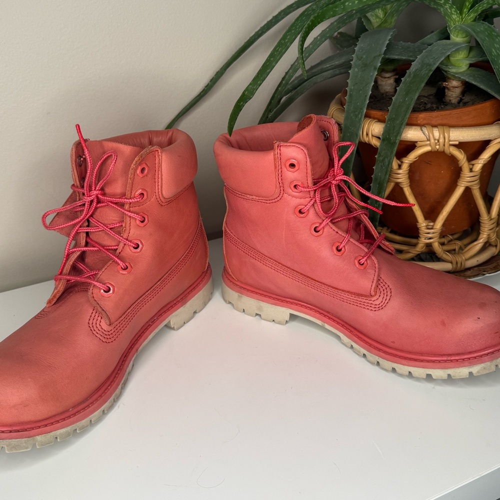 Timberland Women’s Premium Waterproof Boots Hiking Pink Leather PrimaLoft Size 9 - Picture 6 of 14